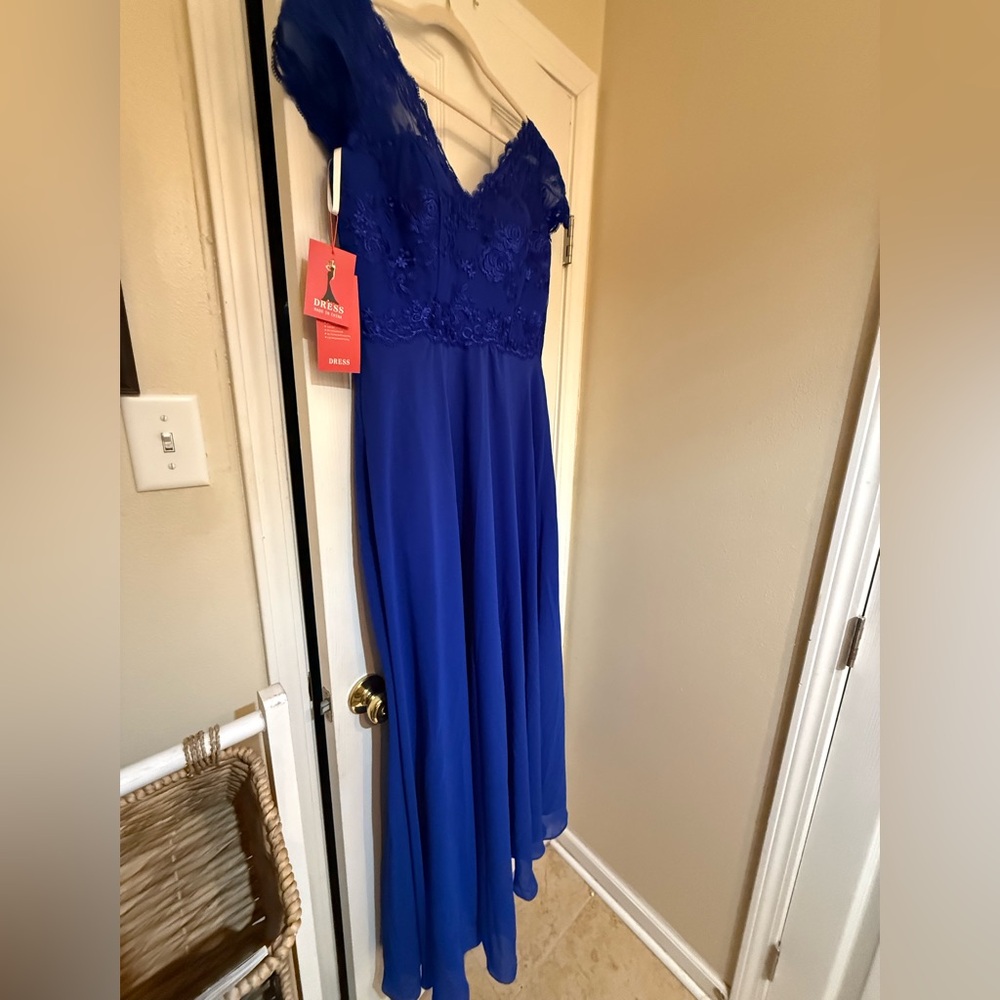 NWT Royal Blue Short Sleeved Formal Gown With Lace Bodice And Corseted back
